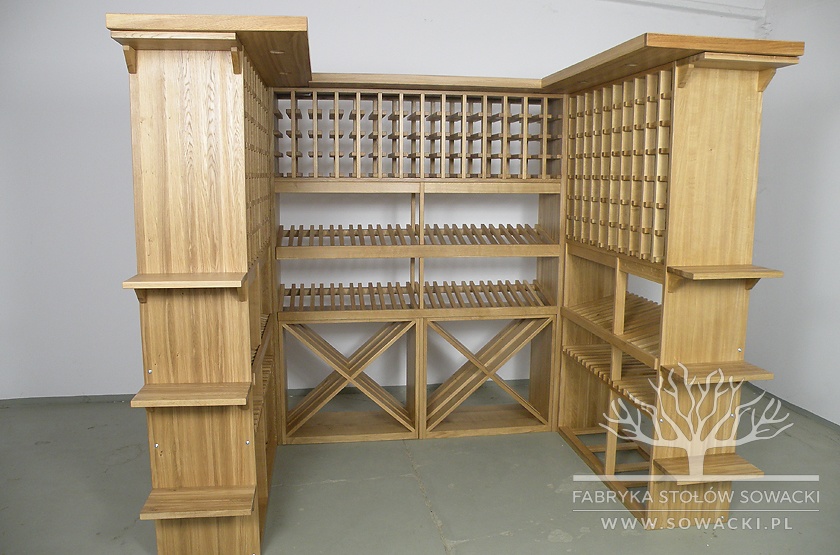 Industrialny regał na wino na zamówienie